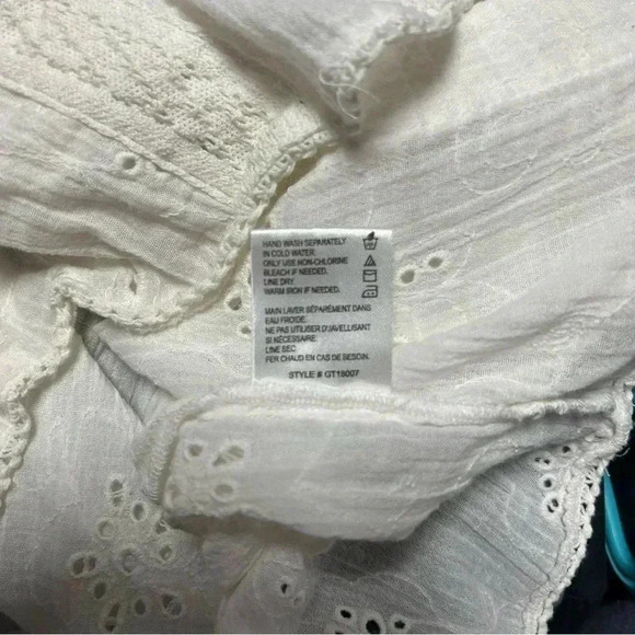 Patron of  Peace Blouse - Picture 6 of 6